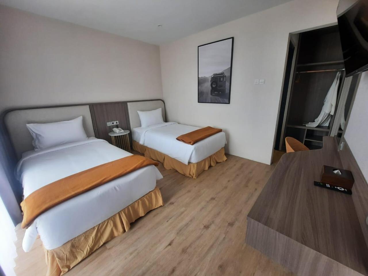 Hotel Nature Bromo And Resort Pasuruan Esterno foto