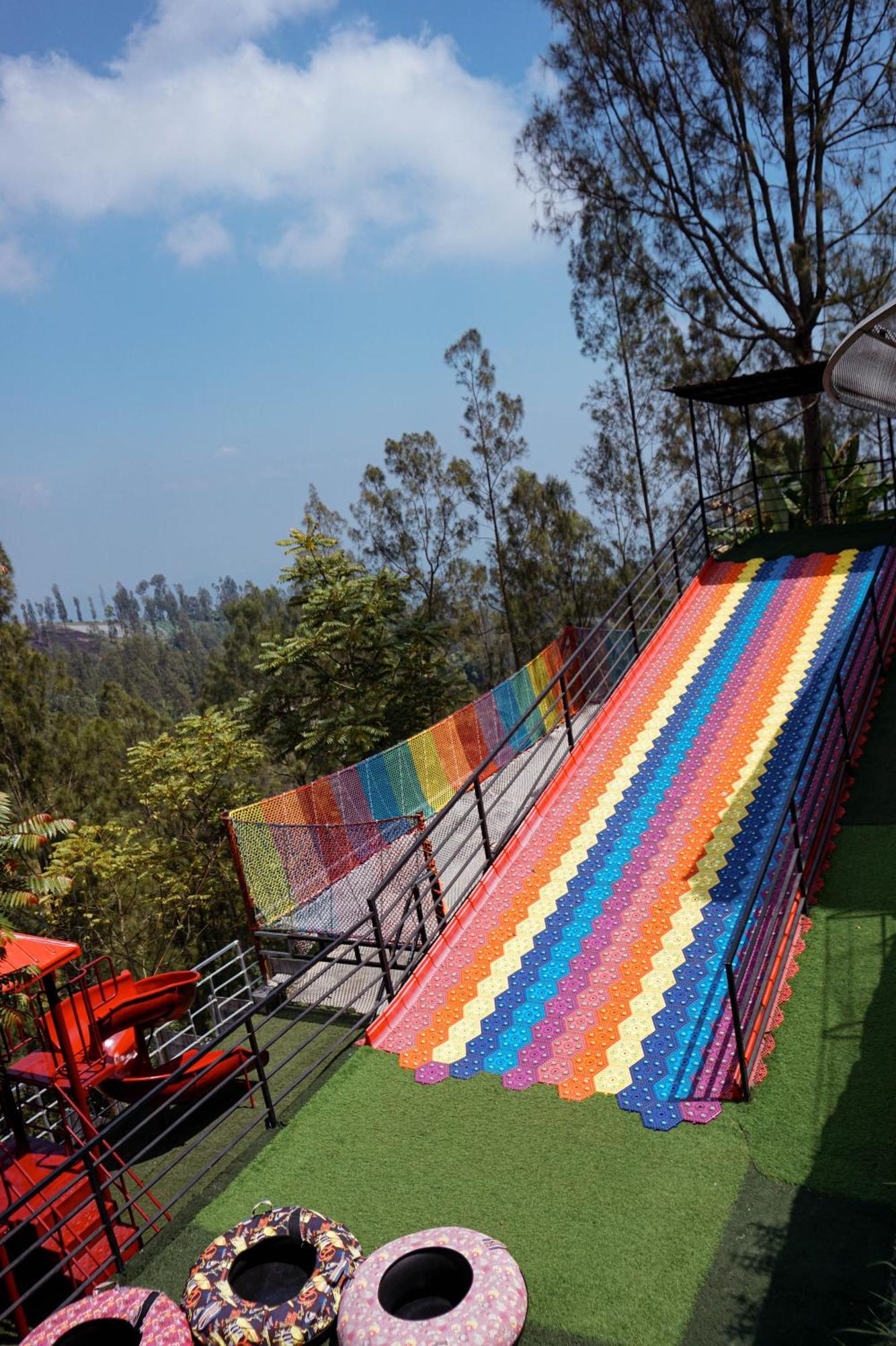 Hotel Nature Bromo And Resort Pasuruan Esterno foto