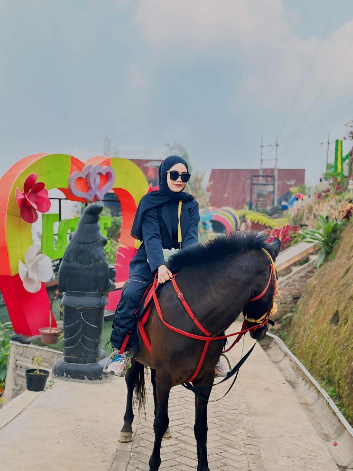 Hotel Nature Bromo And Resort Pasuruan Esterno foto